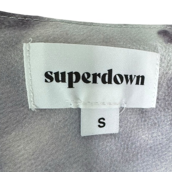 Revolve Superdown Krystal Slit Midi Dress in Grey Tie Dye Size S - Picture 12 of 12